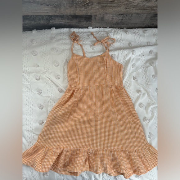Old Navy Dresses & Skirts - Old Navy Women’s Medium Yellow Dress